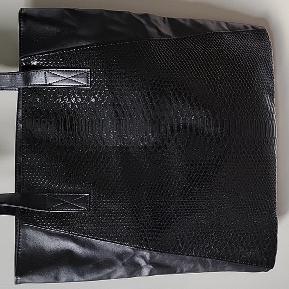 *nwt* dynamite tote bag - Picture 8 of 8